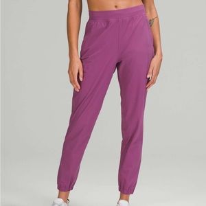 Lululemon HR Adapted State Jogger Vintage Plum sz 4